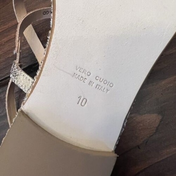 Donald Pliner EMILIA Gladiator Sandals - Picture 9 of 10